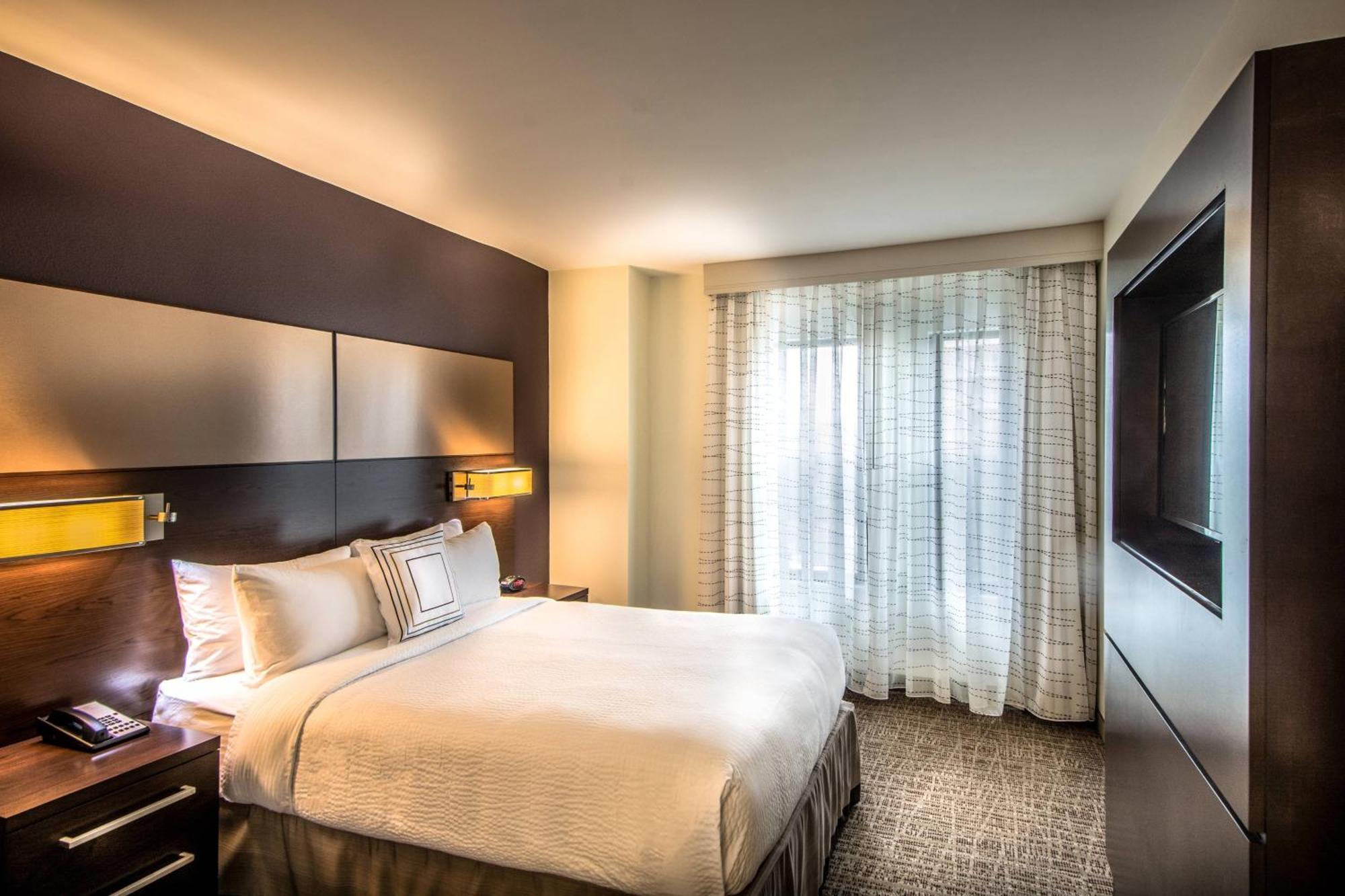 Residence Inn By Marriott Charlottesville Downtown Exterior foto