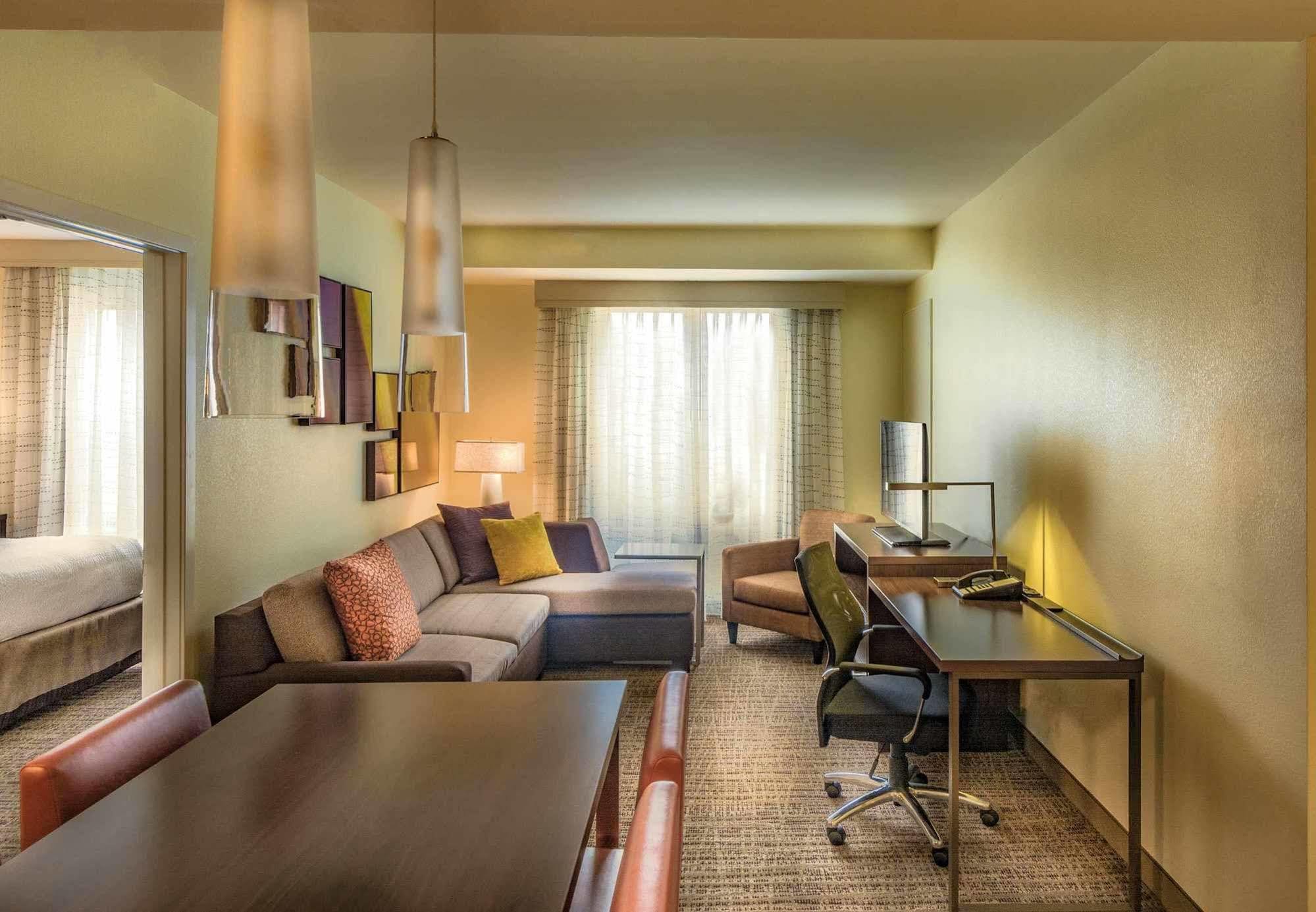 Residence Inn By Marriott Charlottesville Downtown Exterior foto