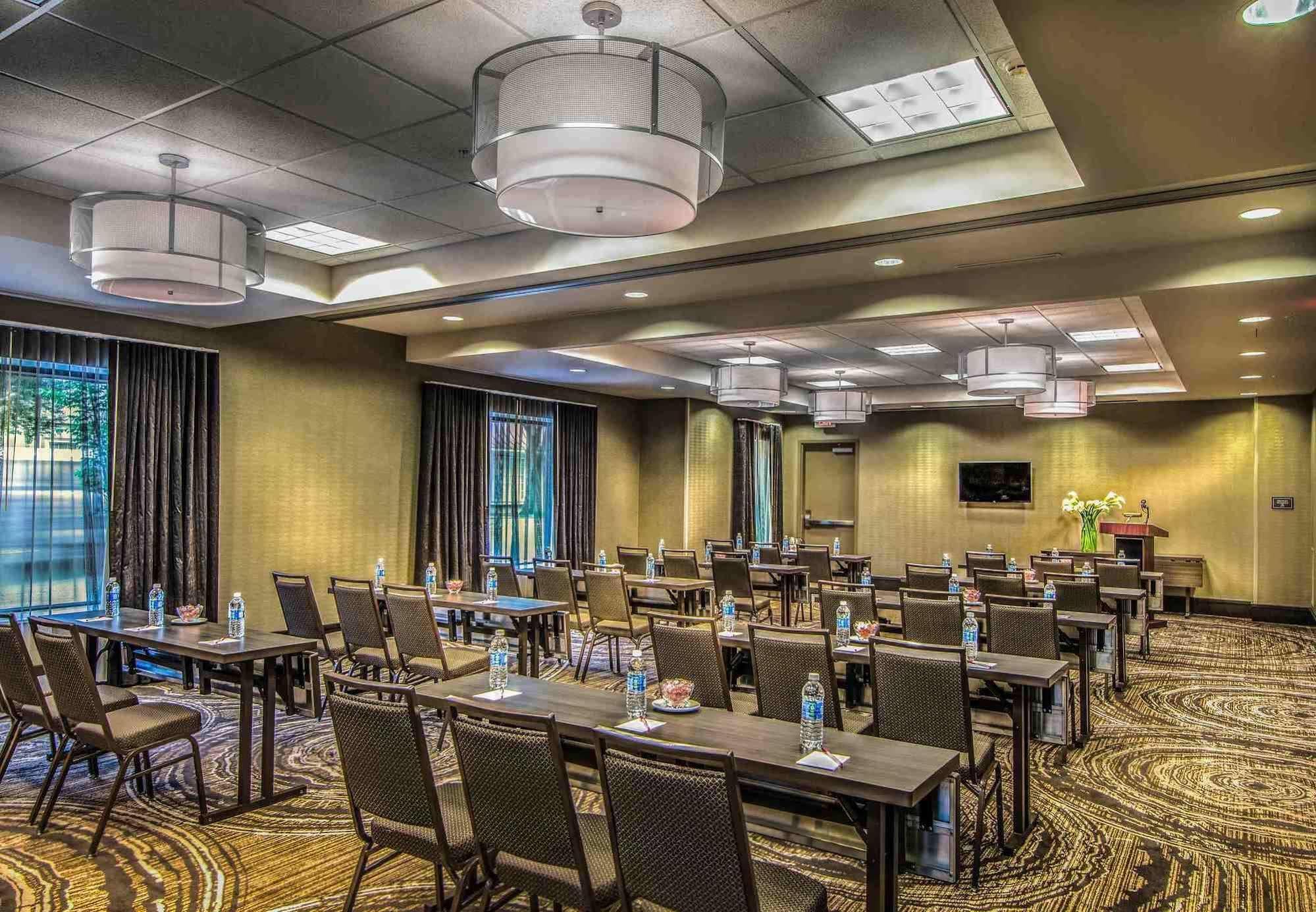 Residence Inn By Marriott Charlottesville Downtown Exterior foto